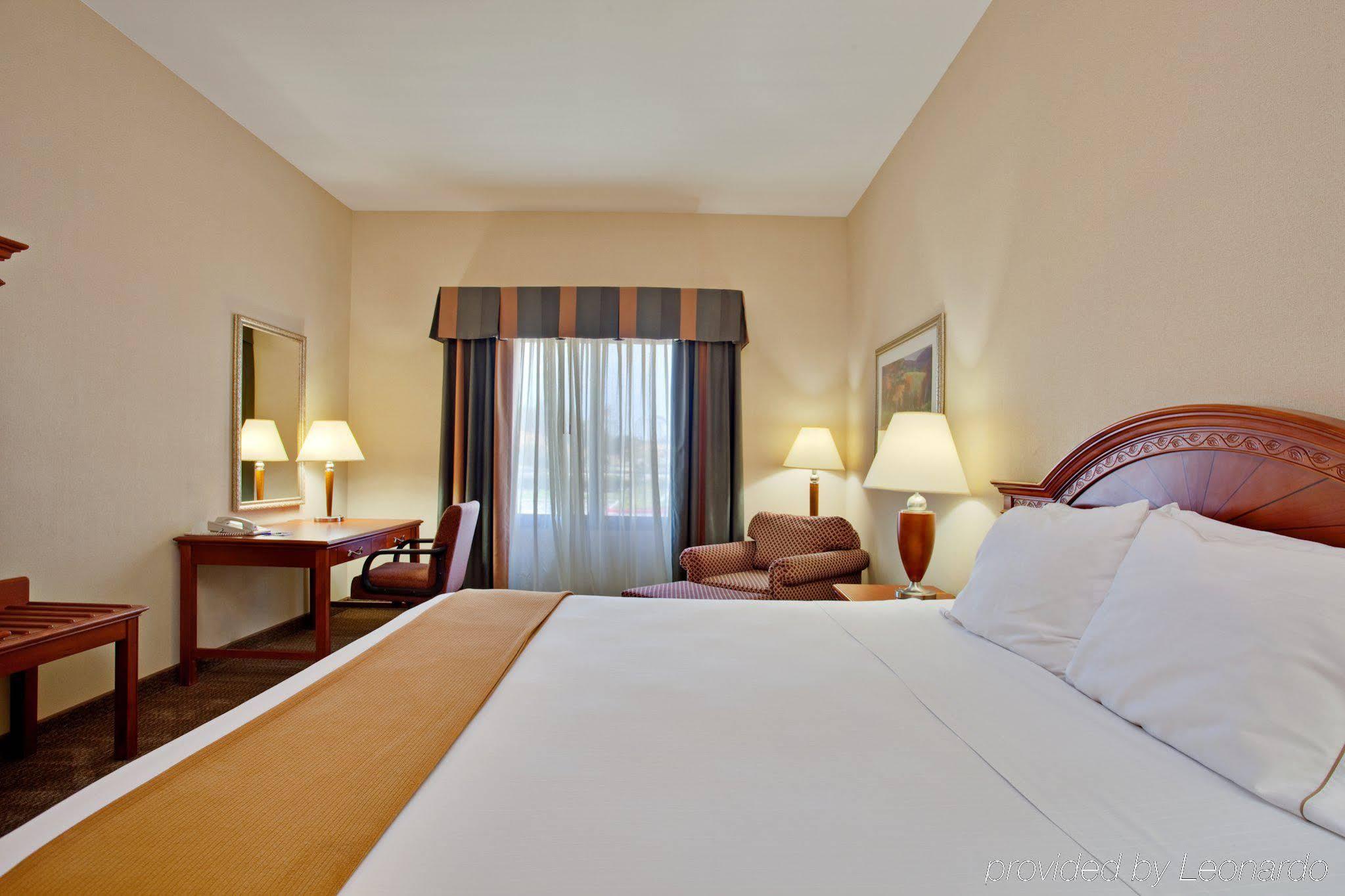 Best Western Valencia/Six Flags Inn & Suites Santa Clarita Zewnętrze zdjęcie